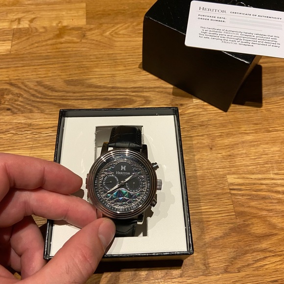 Heritor Automatic Legacy Leather-Band Watcch w/Day/Date - Silver/Black - Picture 3 of 11